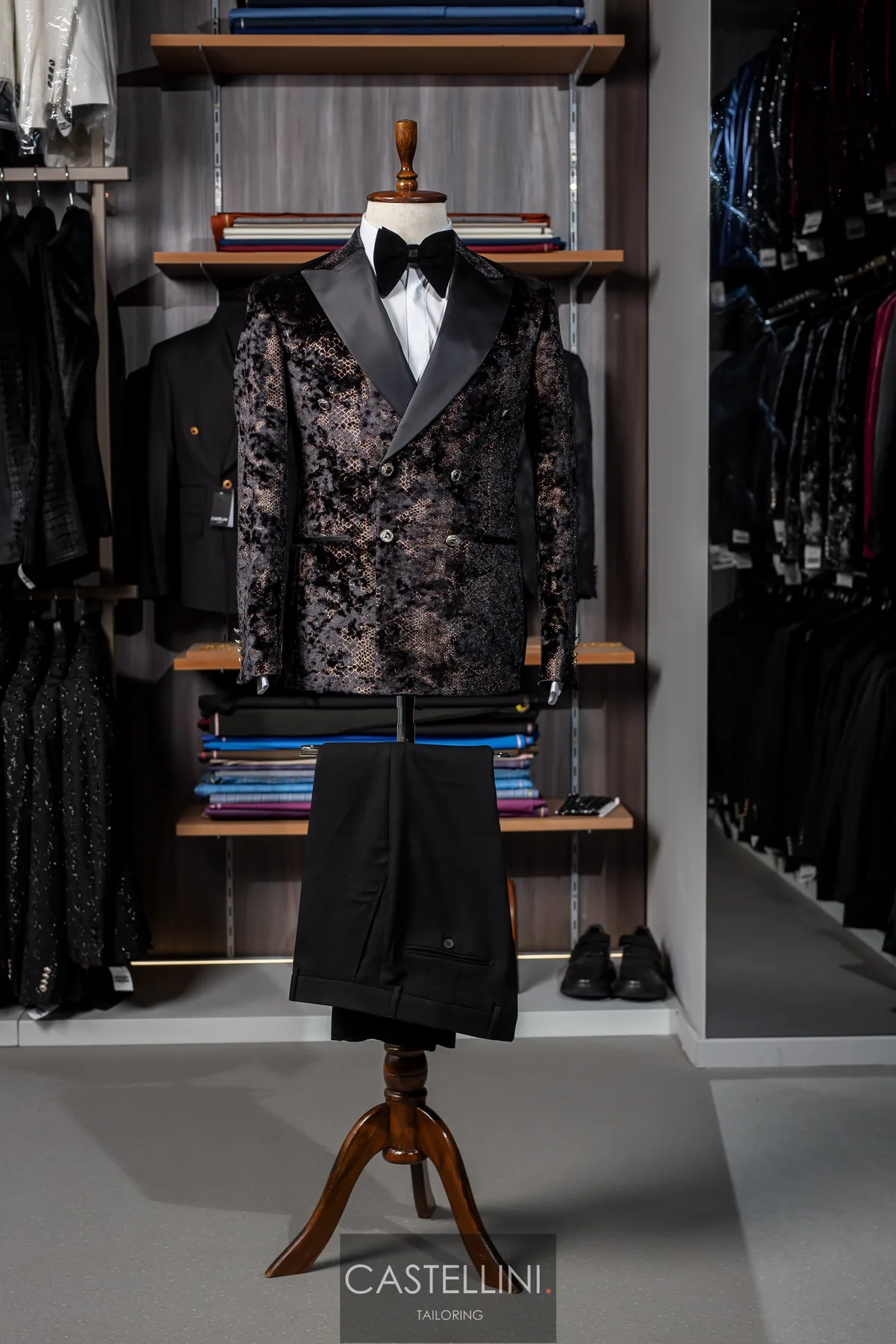Sacou negru cu print marmorat, vedere 4